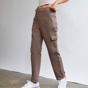 Wilfred Free Modern Cargo Pant in Deep Taupe size 8(fit like a ten)